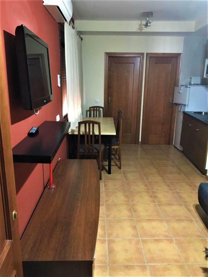 Apartamentos Turisticos Rurales El Pua Cazalla de la Sierra Ngoại thất bức ảnh